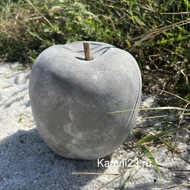Яблоко из бетона для сада Прованс